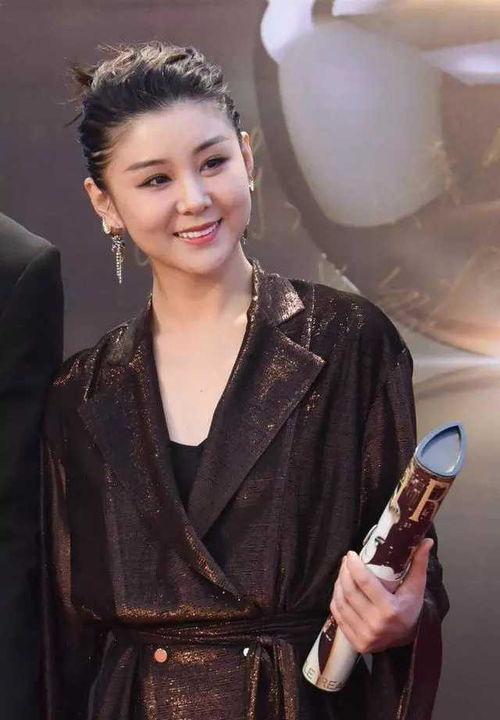 天津明星的,揭秘津门演艺界的璀璨星辰