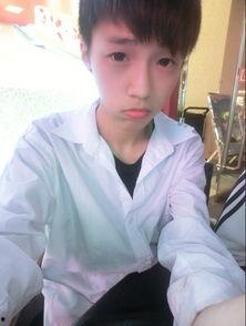 网红清新帅哥图片大全,网红图片大全集锦